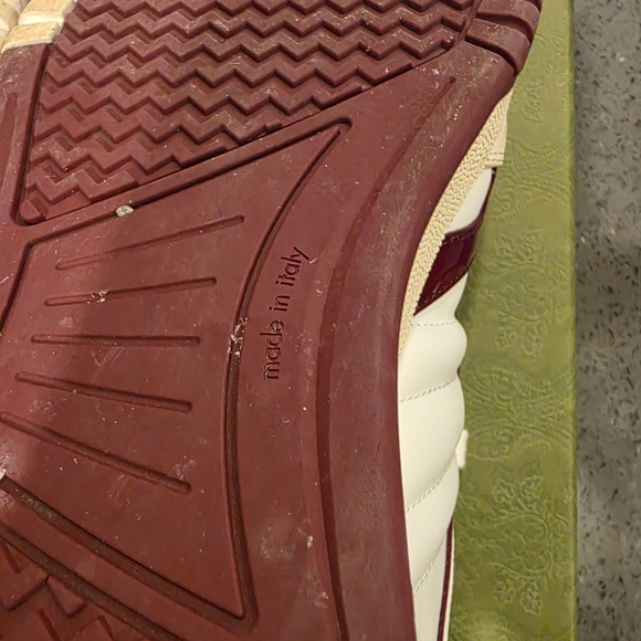 GUCCI Re-Web Trainer White & Red Leather Sneakers 818002 Gucci Sz 8 Box & Dust - Picture 16 of 16